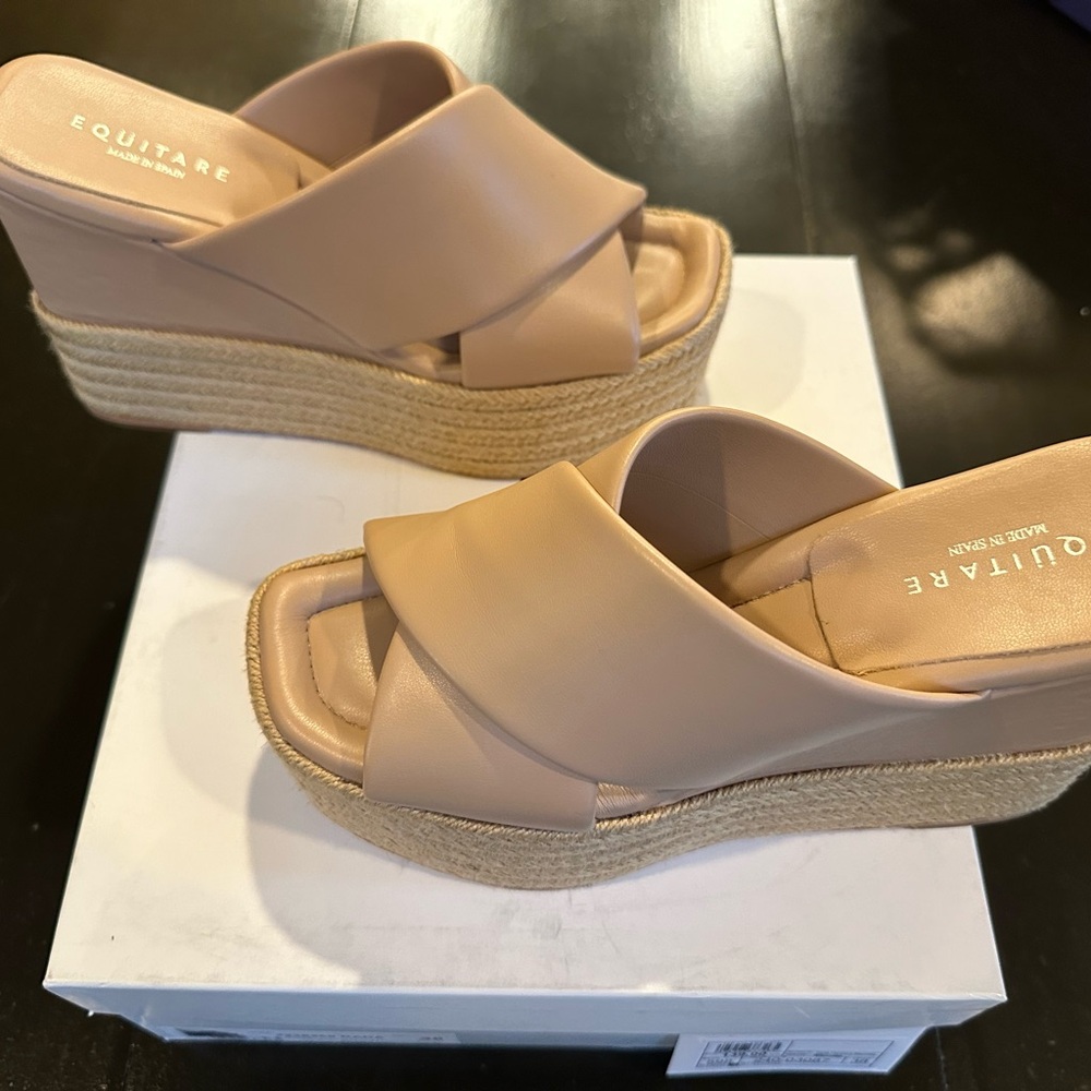 Women's Tan Wedge Sandals